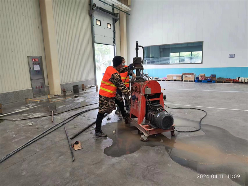 紫阳厂房地面下沉塌陷注浆加固施工